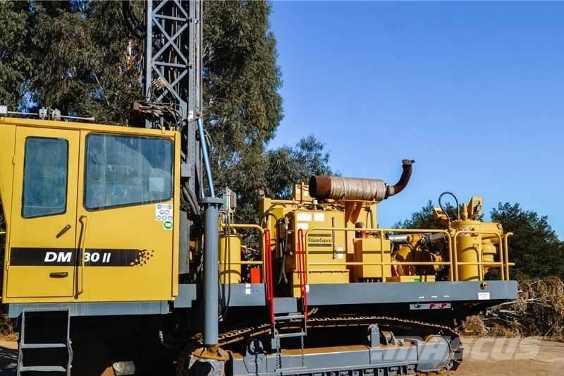 Atlas Copco DM30 鑽孔機