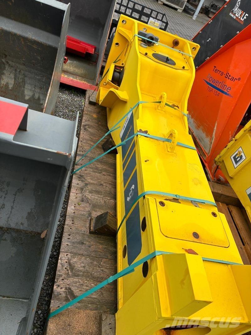 Epiroc HB3100 鐵鎚/碎石機