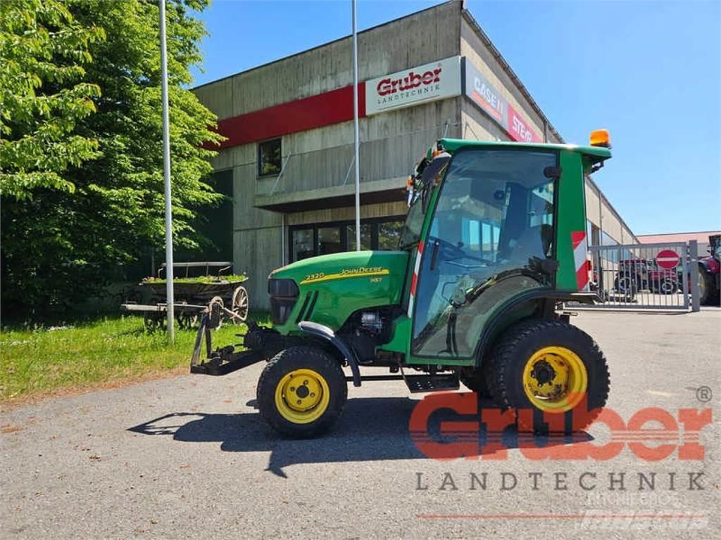 John Deere 2320 曳引機