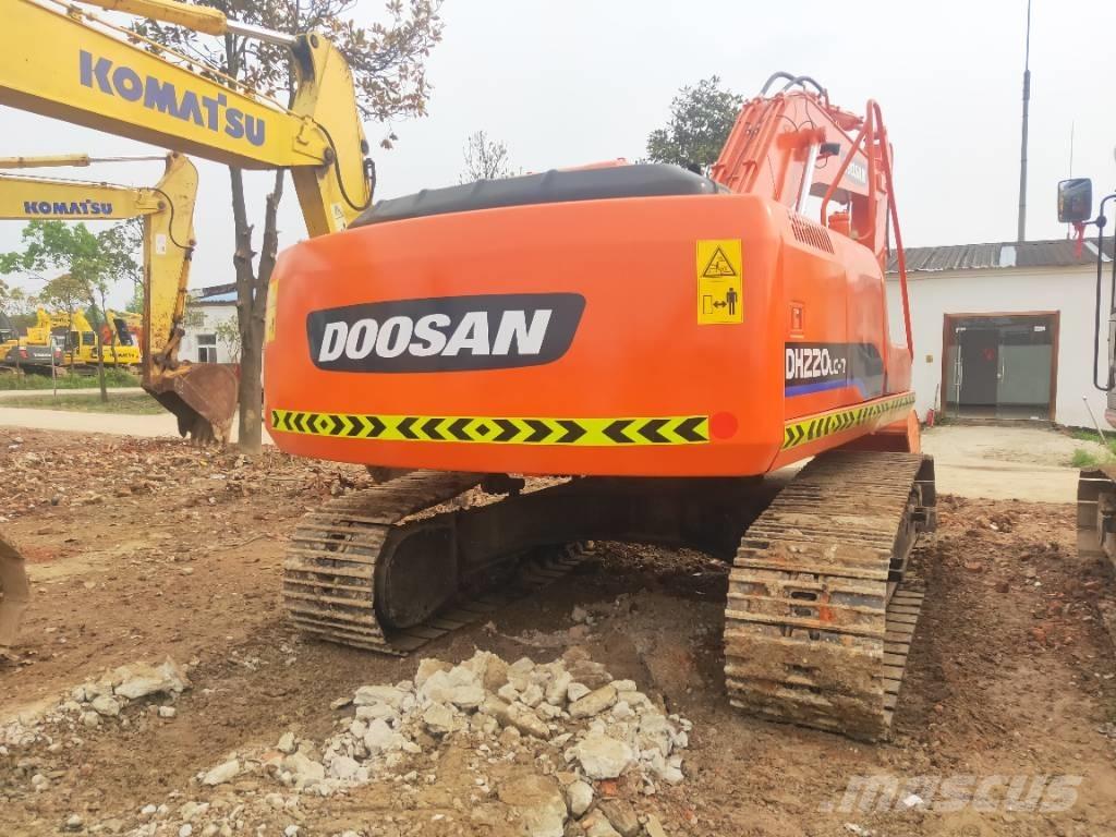 Doosan DH220LC-7 履帶式 挖土機/掘鑿機/挖掘機