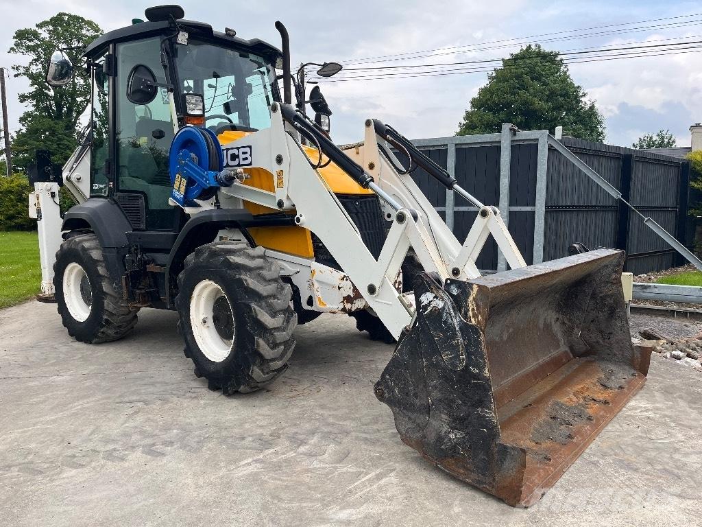 JCB 3CX Compact 反鏟裝載機