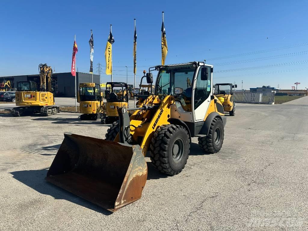 Liebherr L 506 輪胎式裝載機