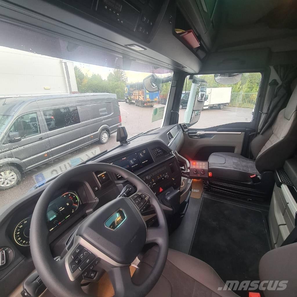 MAN TGX 35.510 8x4-4 傾卸式卡車