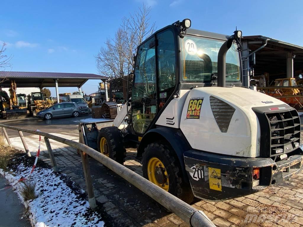 Komatsu WA 70-7 輪胎式裝載機