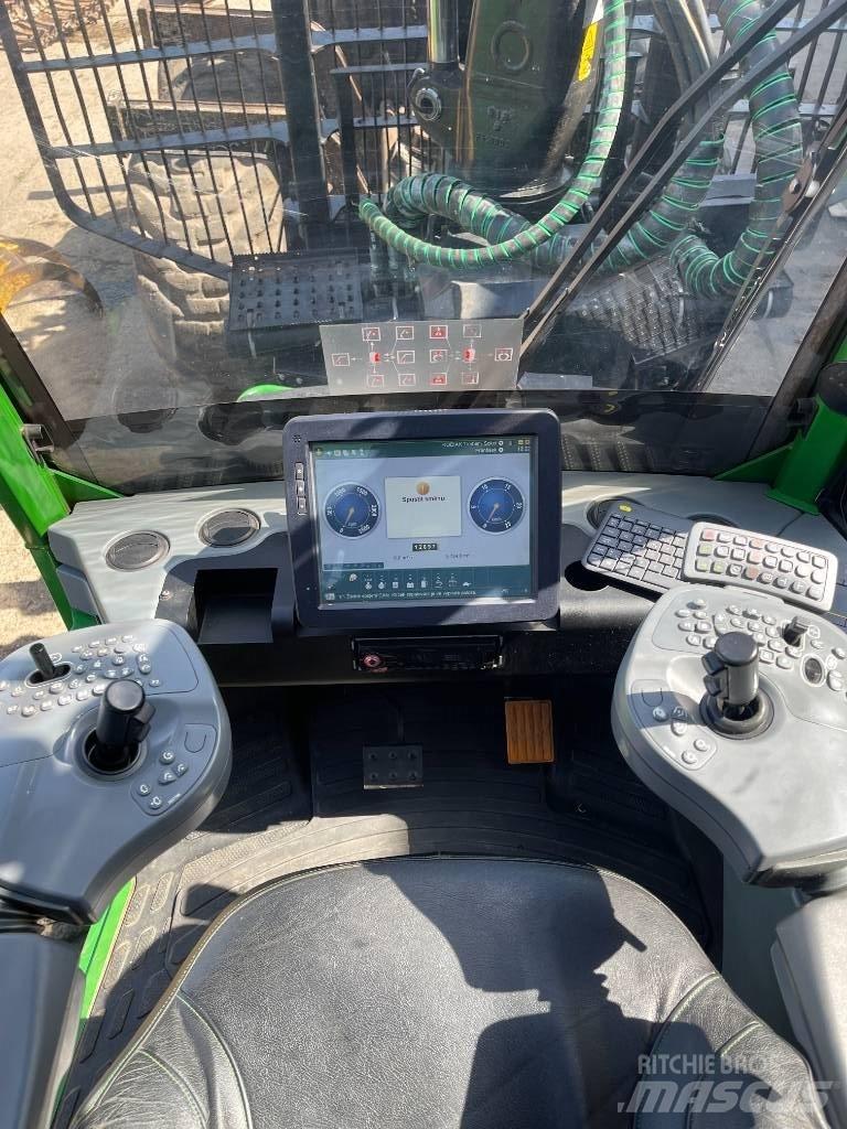 John Deere 1910G 集運機