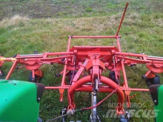 Kuhn Gf5801 耙與翻草機