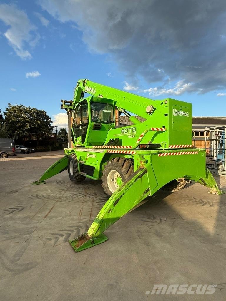 Merlo Roto 45.21 伸縮臂操作車