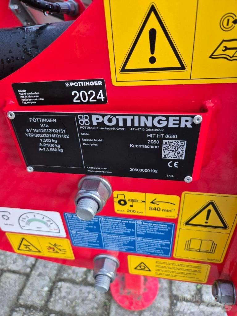 Pöttinger HIT 8680 耙與翻草機