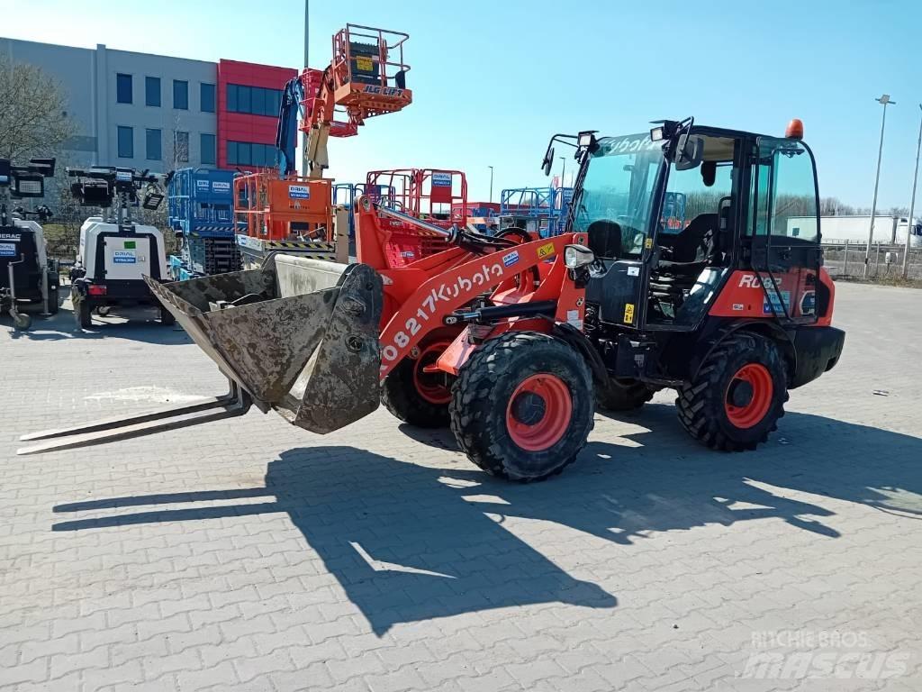 Kubota R 082 輪胎式裝載機