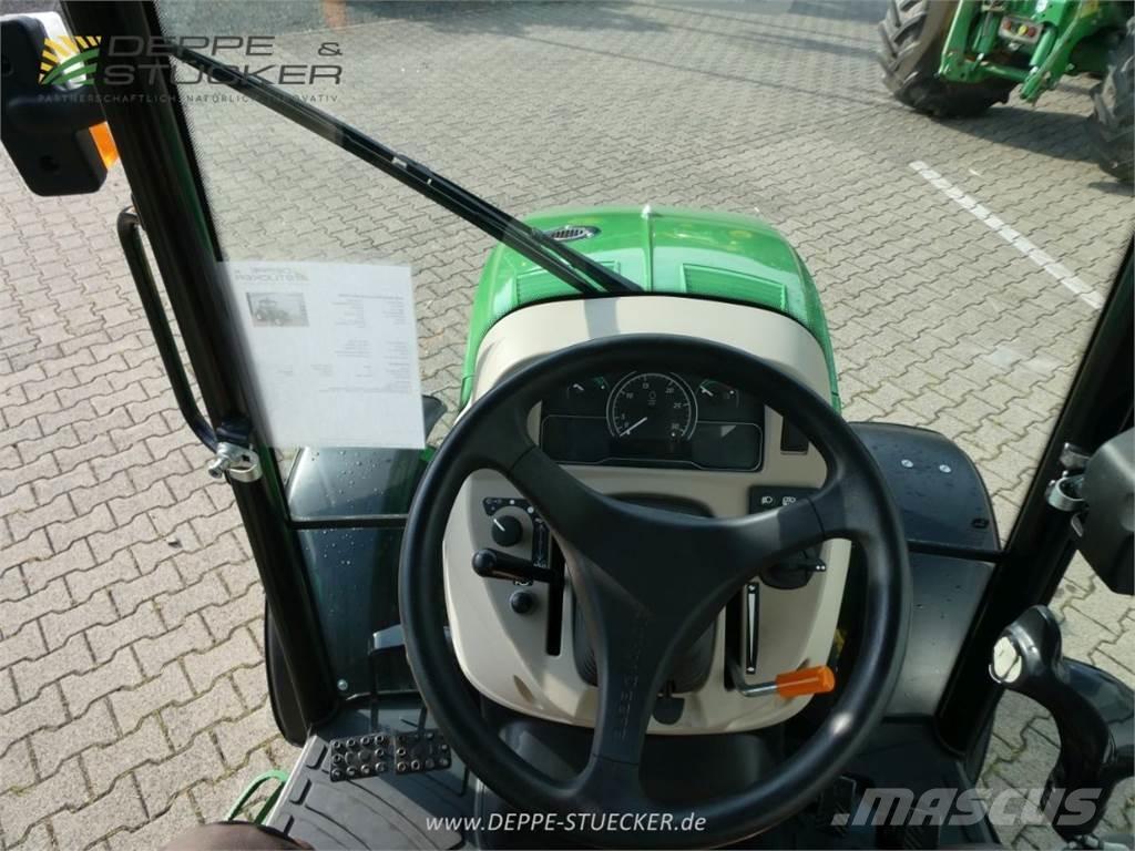 John Deere 4052R 小型曳引機