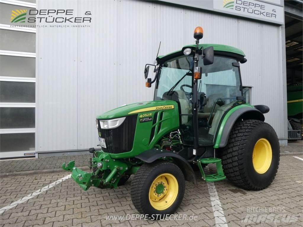 John Deere 4052R 小型曳引機
