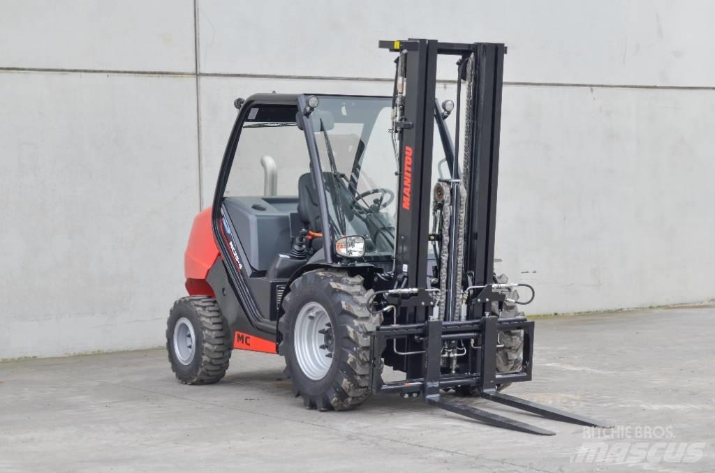 Manitou MC 25-4 柴油卡車