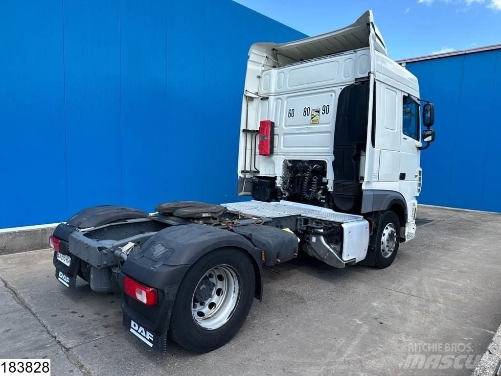 DAF XF 480 EURO 6 曳引機組件