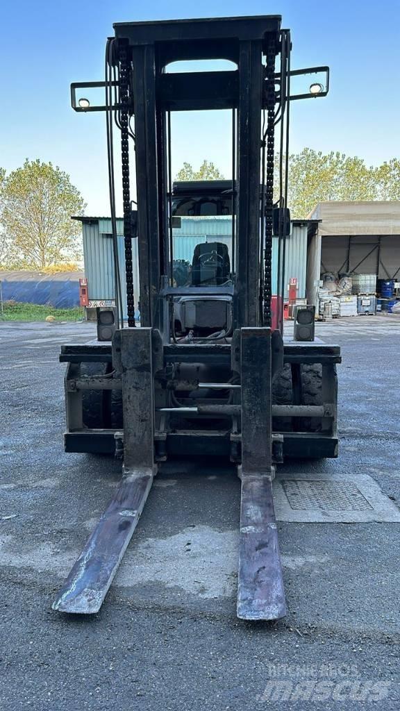Kalmar DCG 160-12 柴油卡車