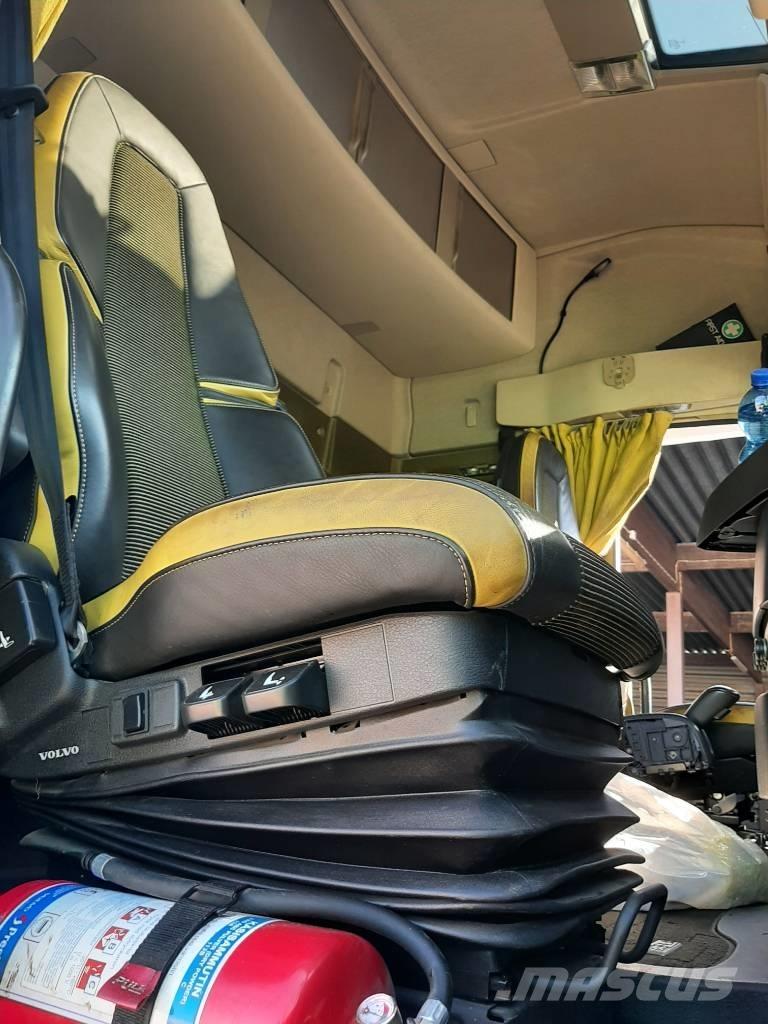 Volvo FH 16 木材貨車