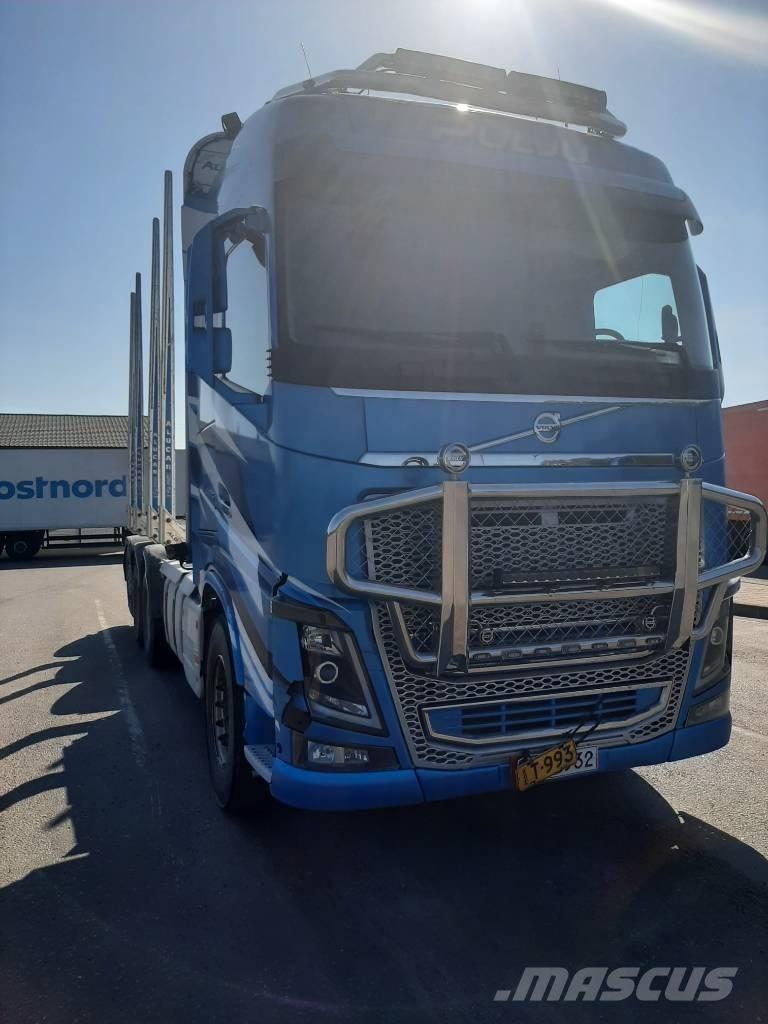 Volvo FH 16 木材貨車