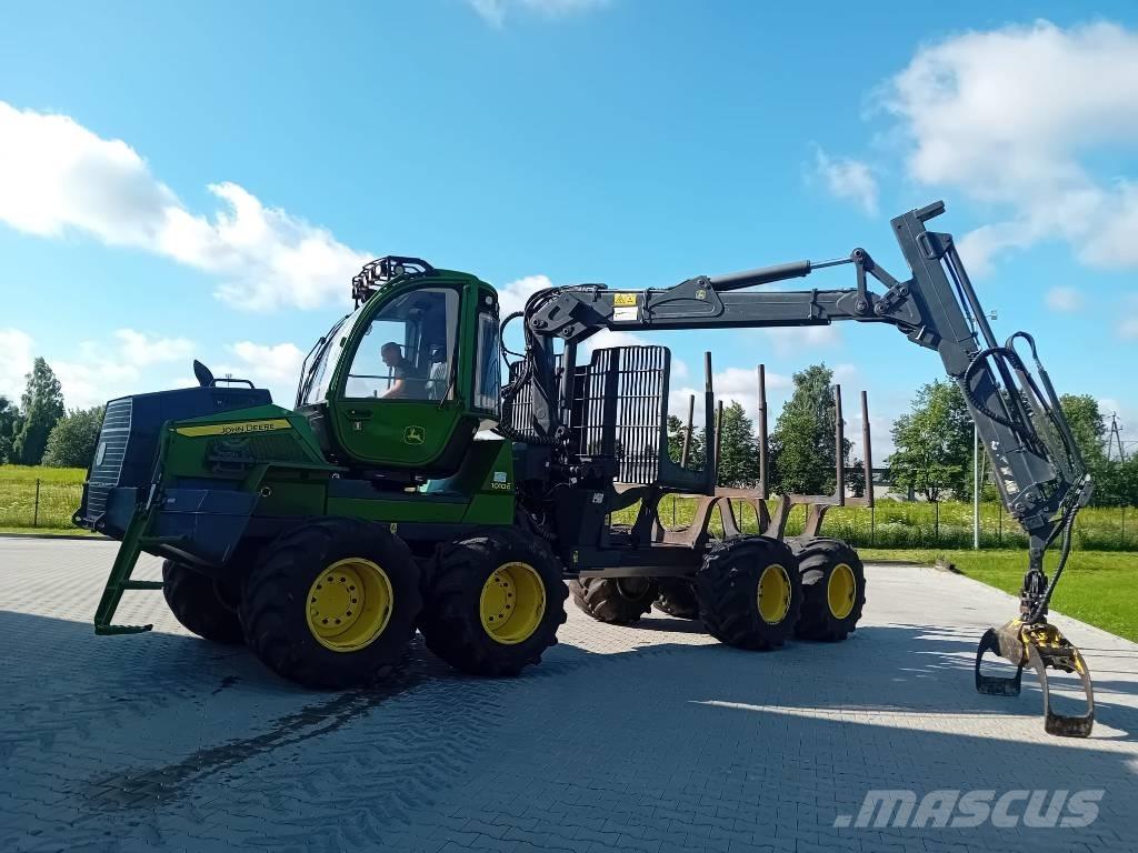 John Deere 1010G 集運機