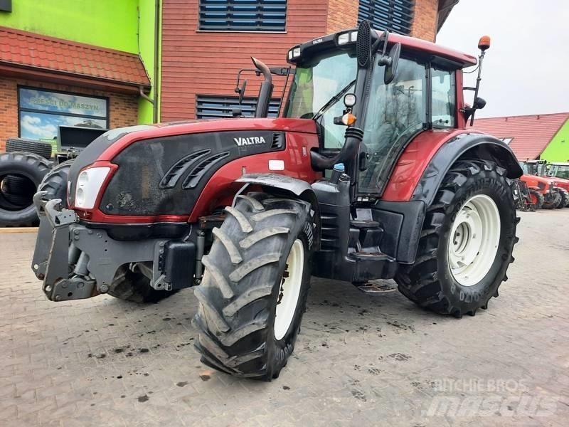 Valtra 163 Versu 曳引機