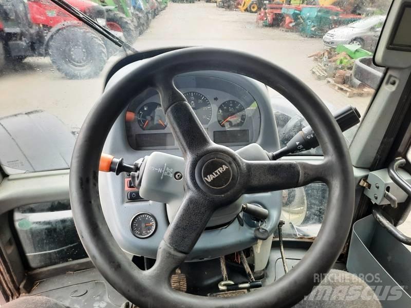 Valtra 163 Versu 曳引機
