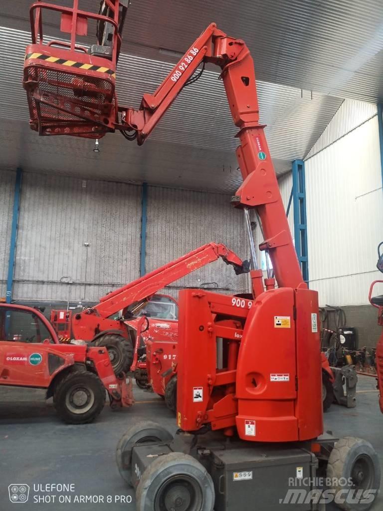 JLG E 300 AJP 曲臂高空作業車