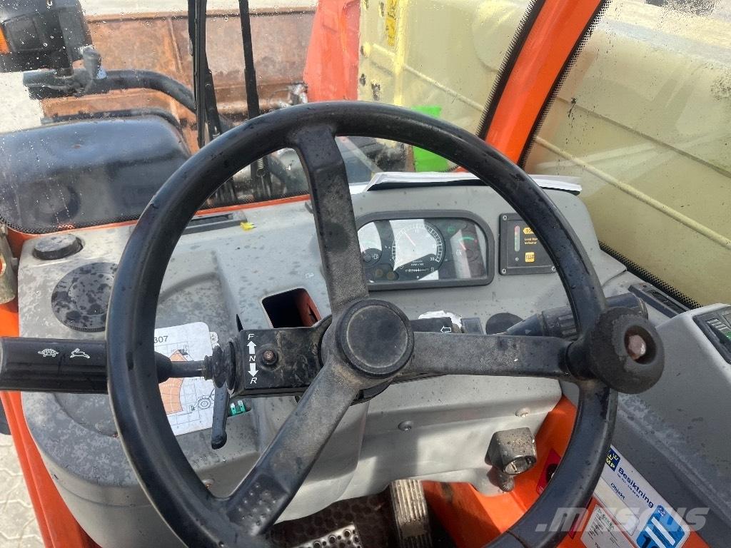 JLG 307 農業用伸縮臂裝載機