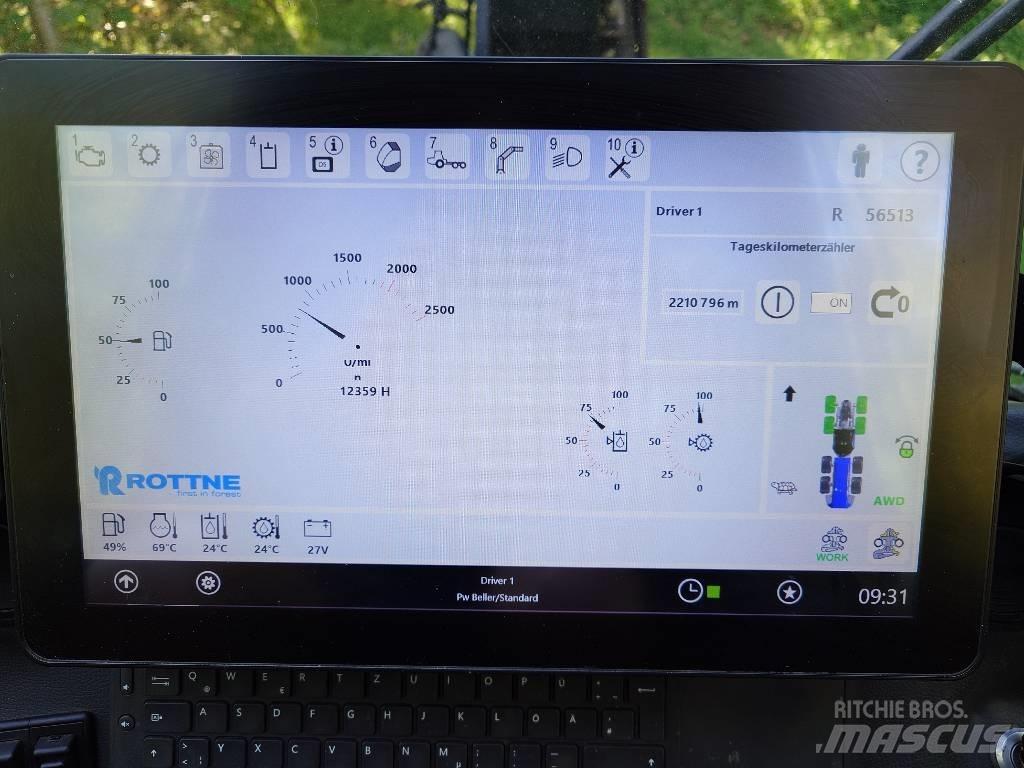 Rottne H11C 收穫機