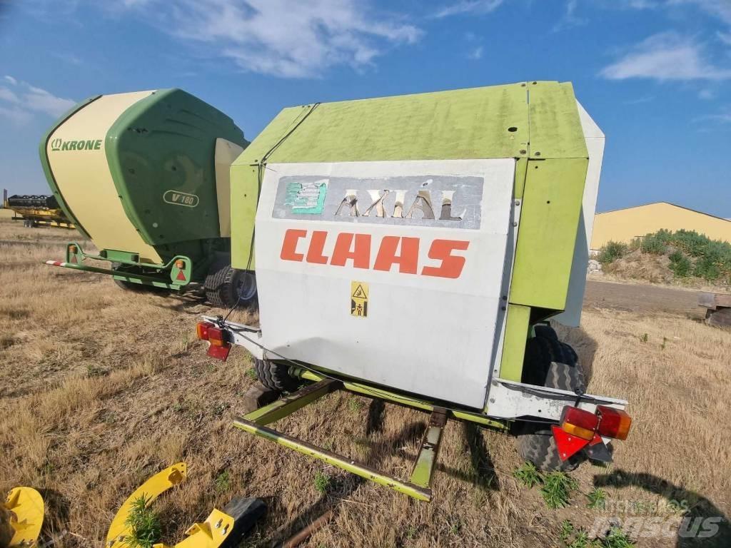CLAAS Rollant 240 圓型牧草打包機