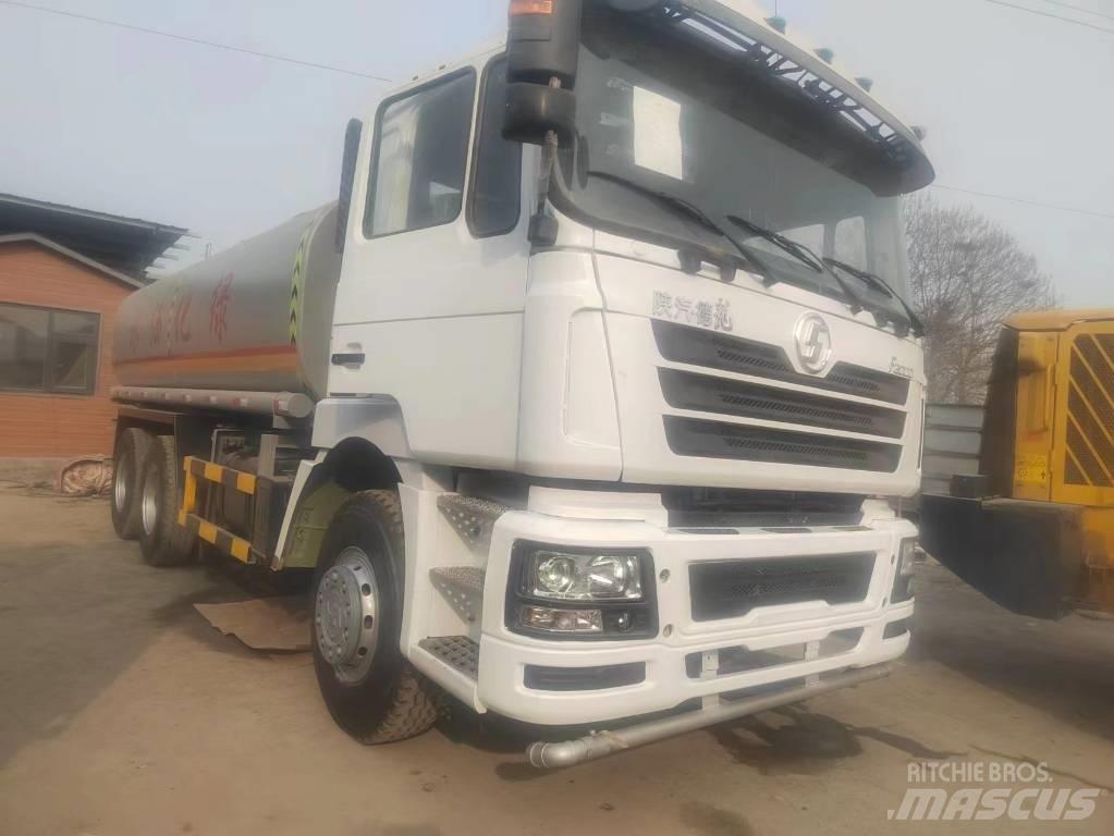 Shacman F3000 6X4 水車