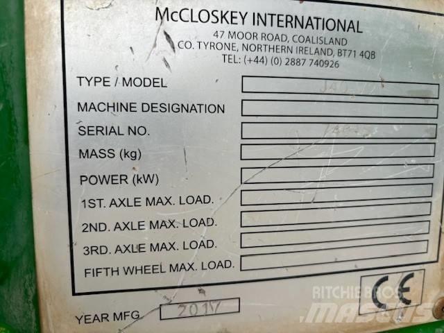 McCloskey J40 - V2 移動式壓碎機