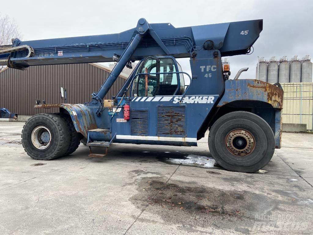 Terex TFC45 前伸型堆積機