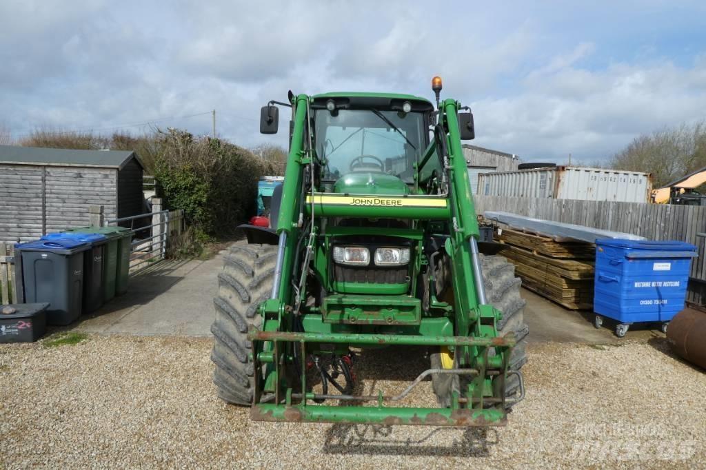 John Deere 6830 曳引機