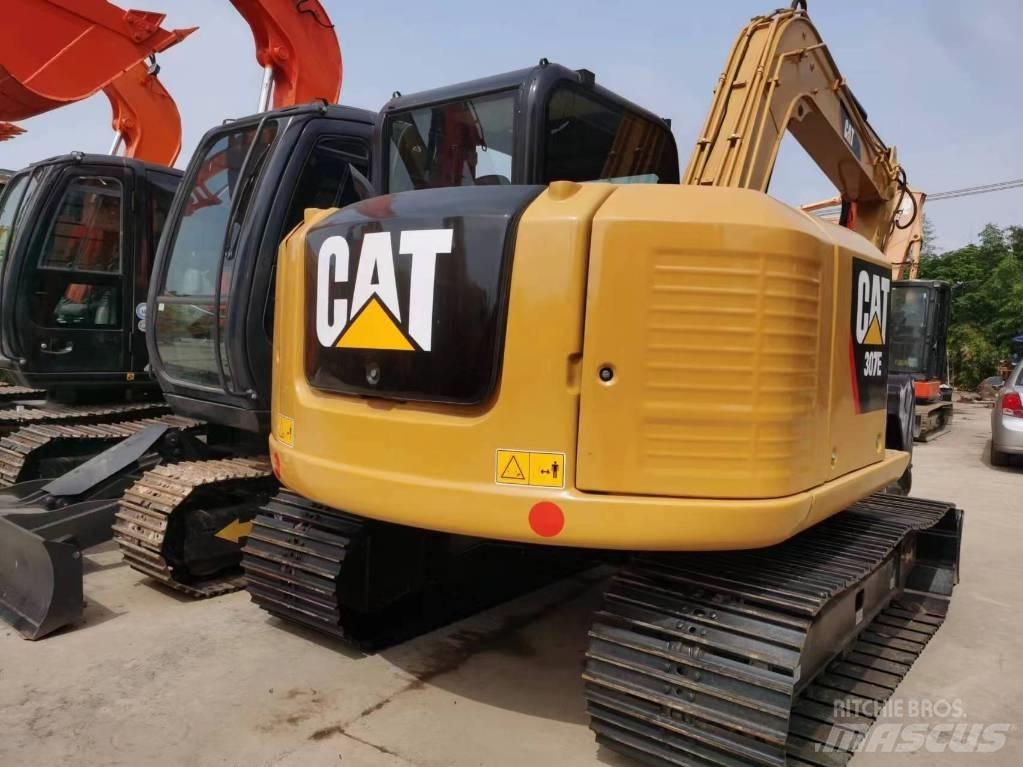 CAT 307 E 小型挖土機/掘鑿機<7t(小型挖掘機)