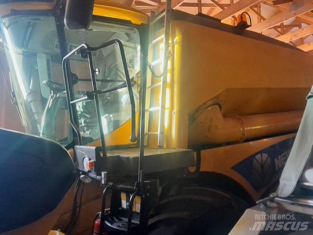 New Holland TC 4.90 聯合收穫機