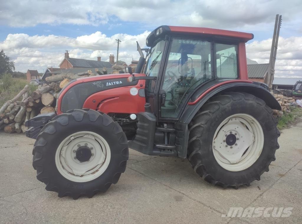 Valtra N 101 曳引機