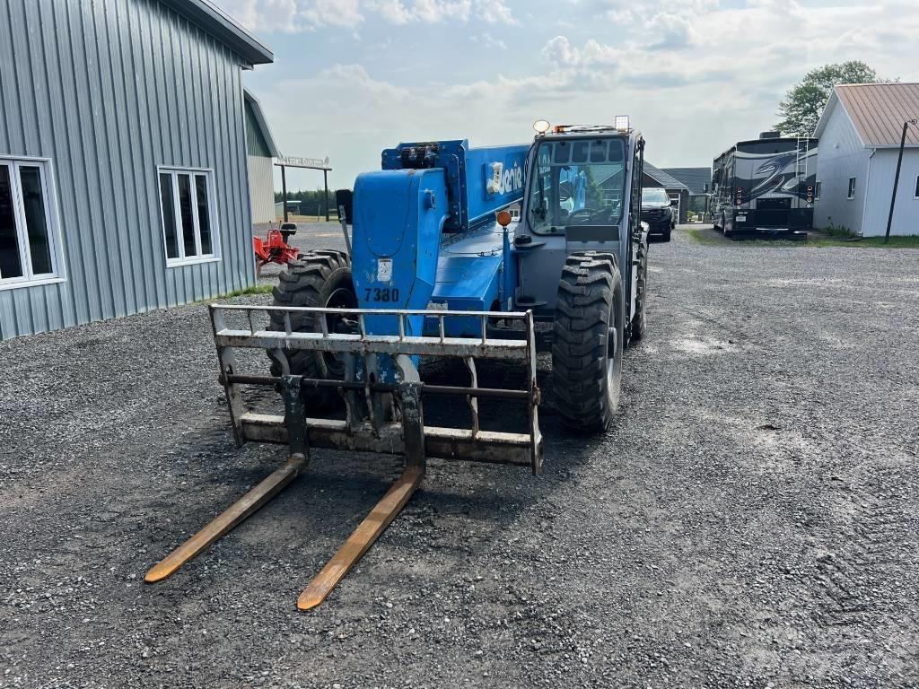 Genie GTH 844 伸縮臂操作車
