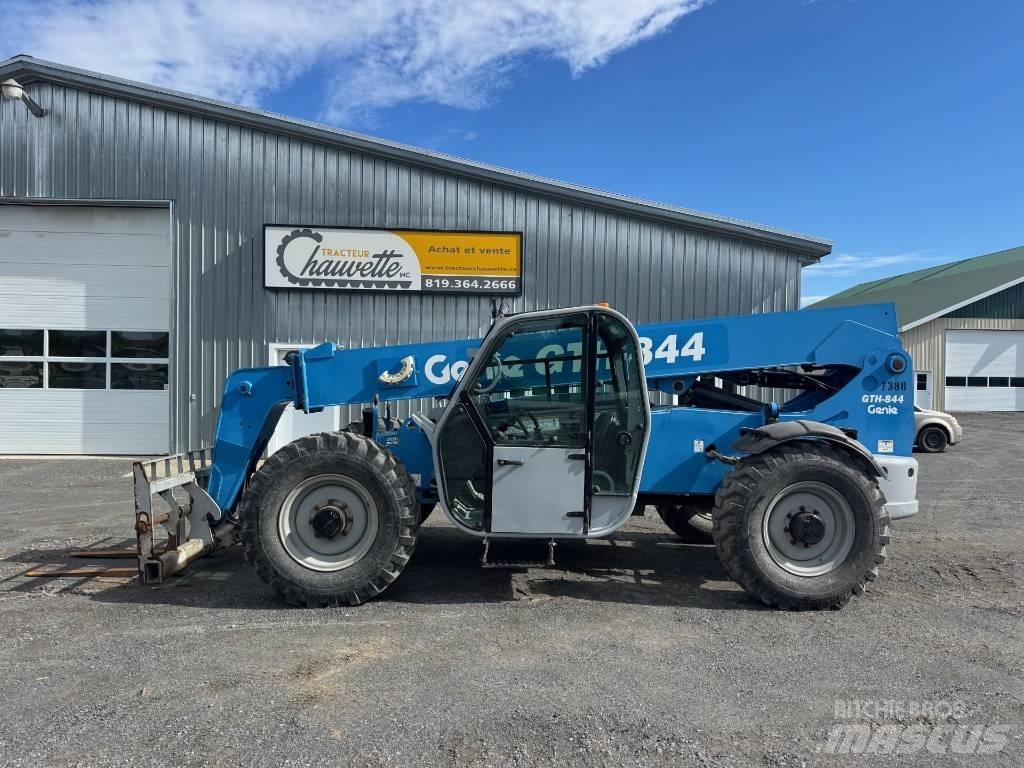 Genie GTH 844 伸縮臂操作車