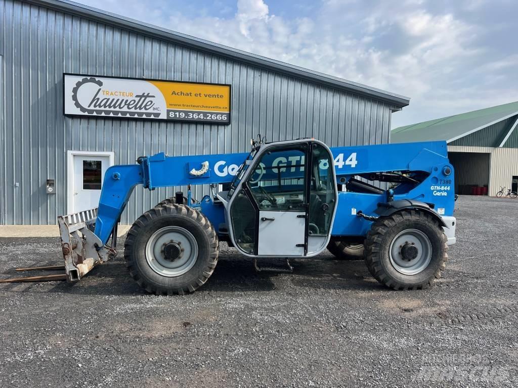 Genie GTH 844 伸縮臂操作車