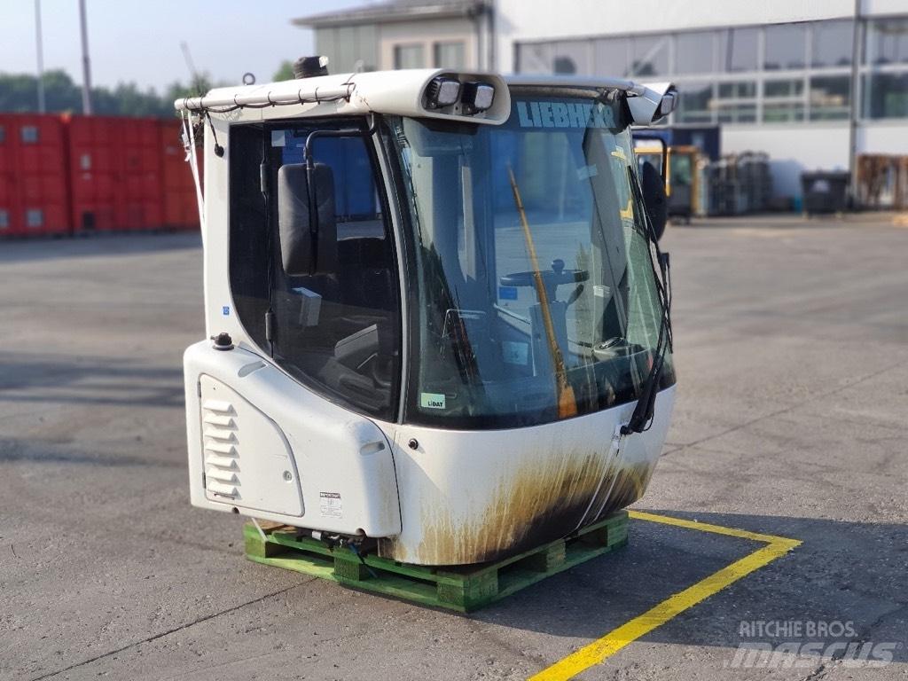 Liebherr L 550 CAB 駕駛室與內部