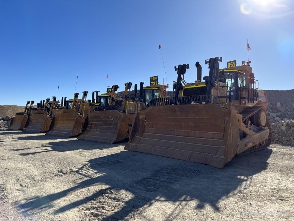 CAT D10T 履帶推土機