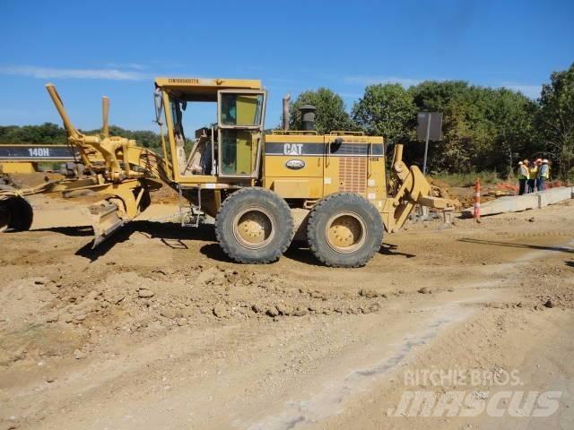CAT 140H 平土機