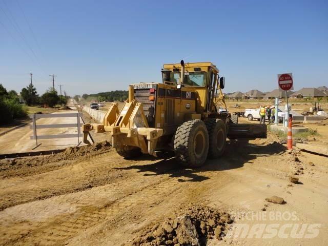 CAT 140H 平土機