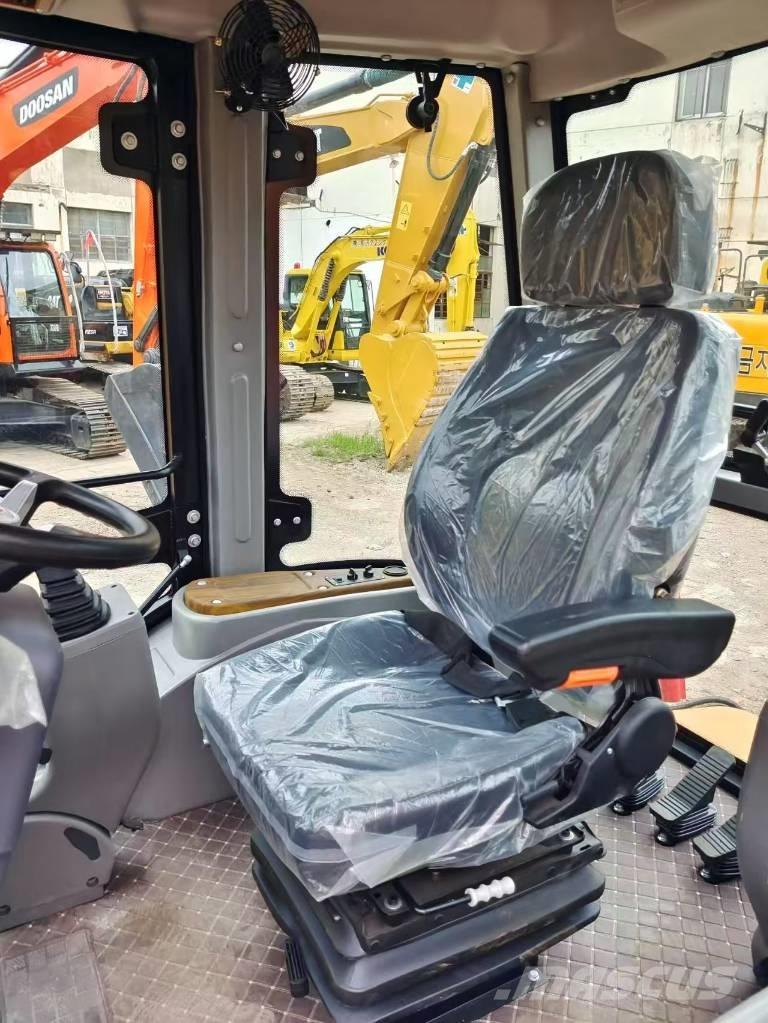 CAT 420 F 反鏟裝載機