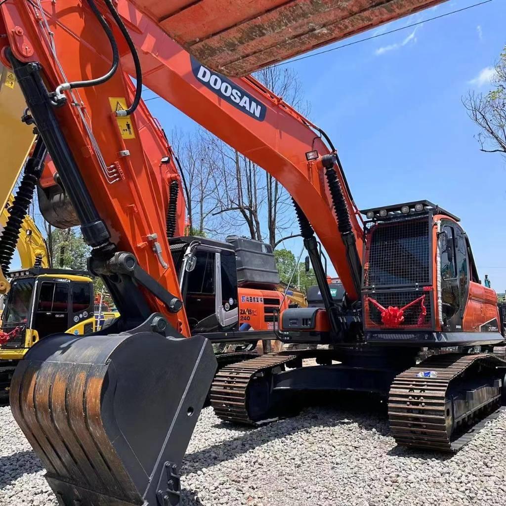 Doosan DX 225 LC 履帶式 挖土機/掘鑿機/挖掘機