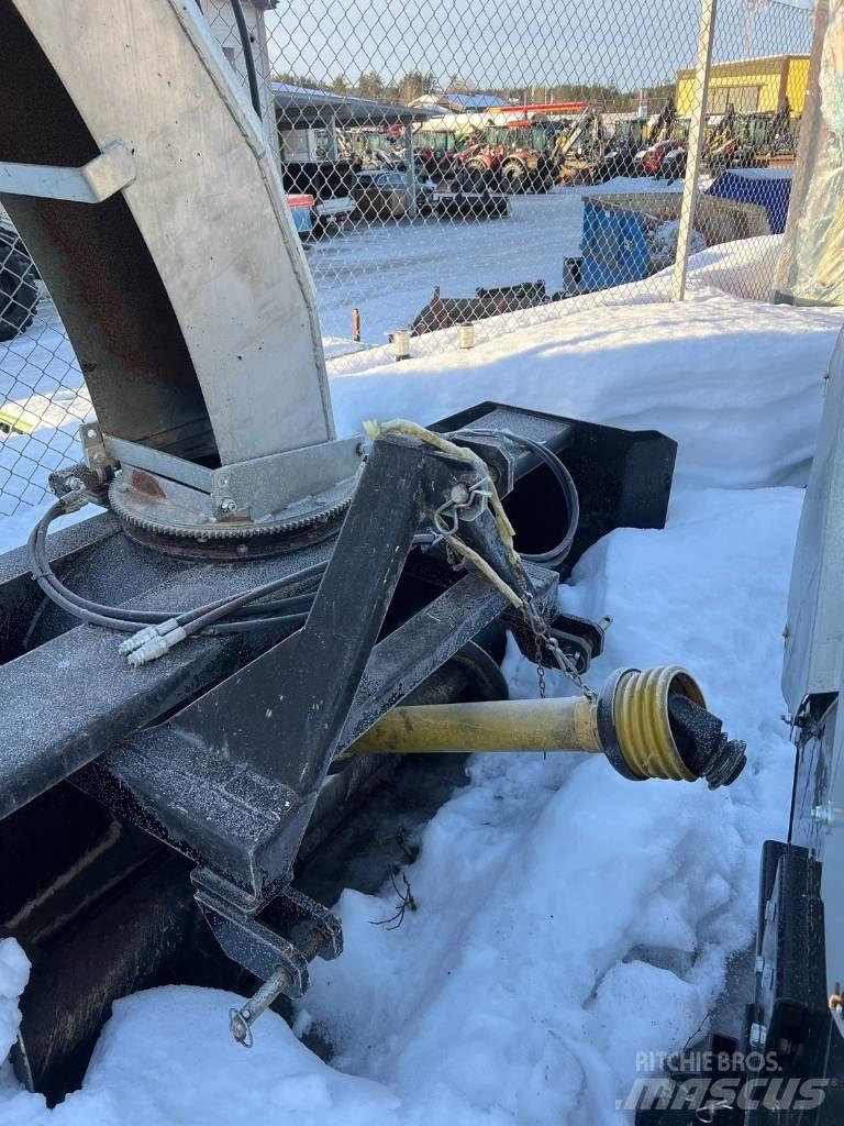 XYZ Snöfräs XYZ 2400 掃雪機