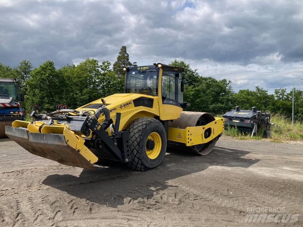 Bomag BW 213 DH-5 土壤壓實機
