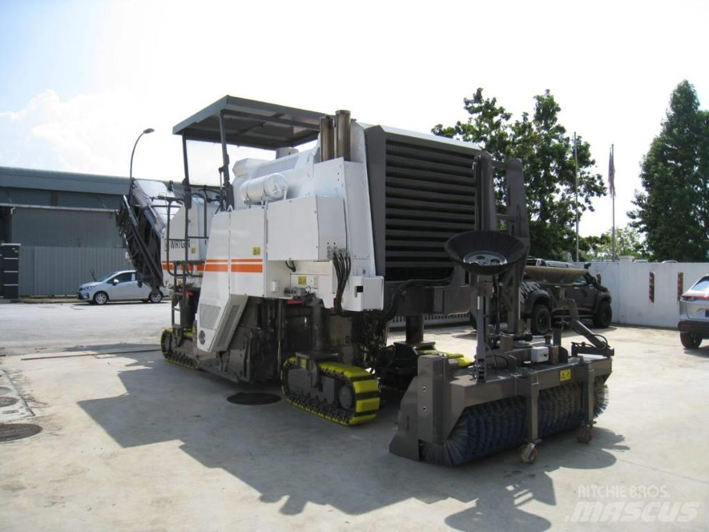 Wirtgen W1900 瀝青冷銑刨機/銑床
