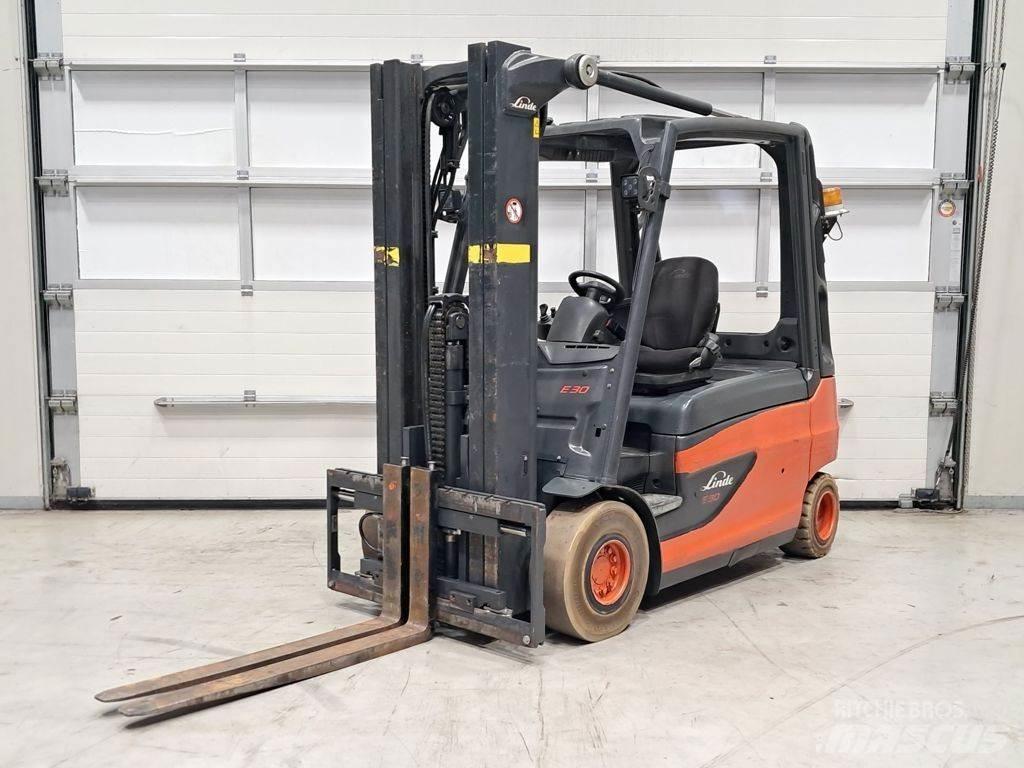 Linde E30L-01 電動堆高機