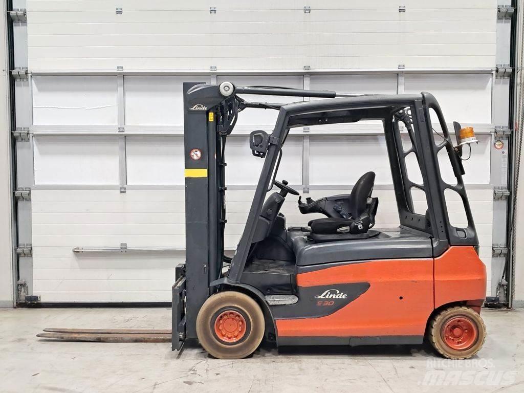 Linde E30L-01 電動堆高機