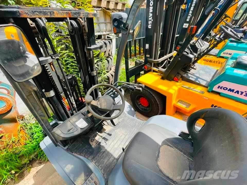 Toyota FB30-7 電動堆高機