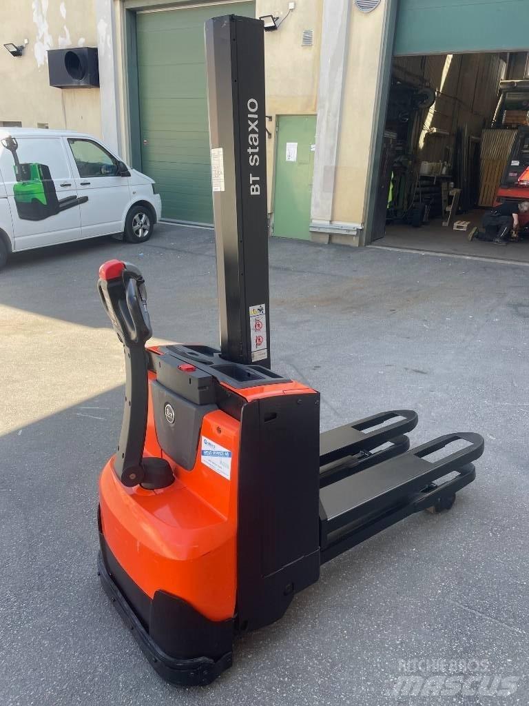 BT SWE080L 行走控制式堆積機